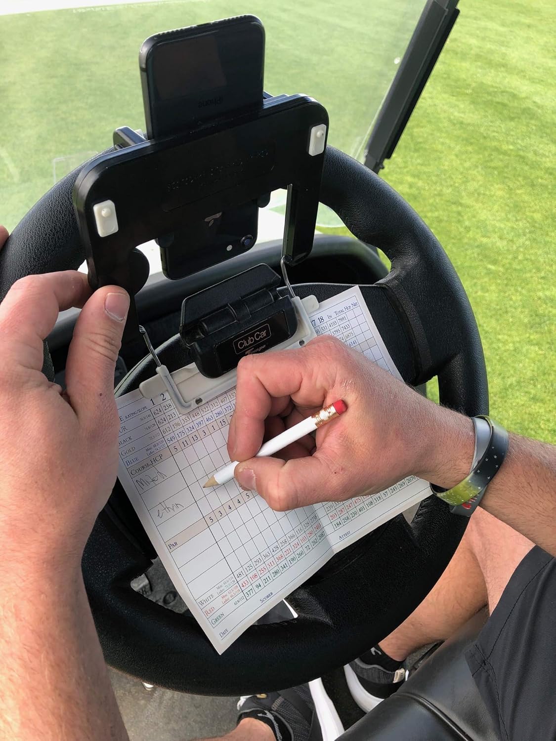 🔥Hot Sale 49% off - 🌟⛳ Clip-On Phone Holder for Golf Cart Steering Wheel – Quick Install & Firm Grip