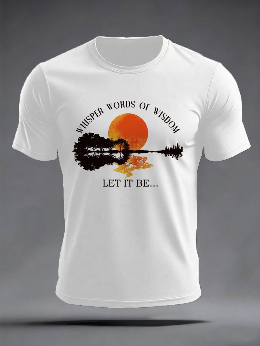 Herren-T-Shirt mit Beatles-Gitarrenprint und dem Spruch „Whisper Words of Wisdom Let it Be“