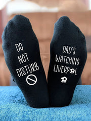 Bitte nicht stören, Papa schaut Fußball. (Neutrale Socken)