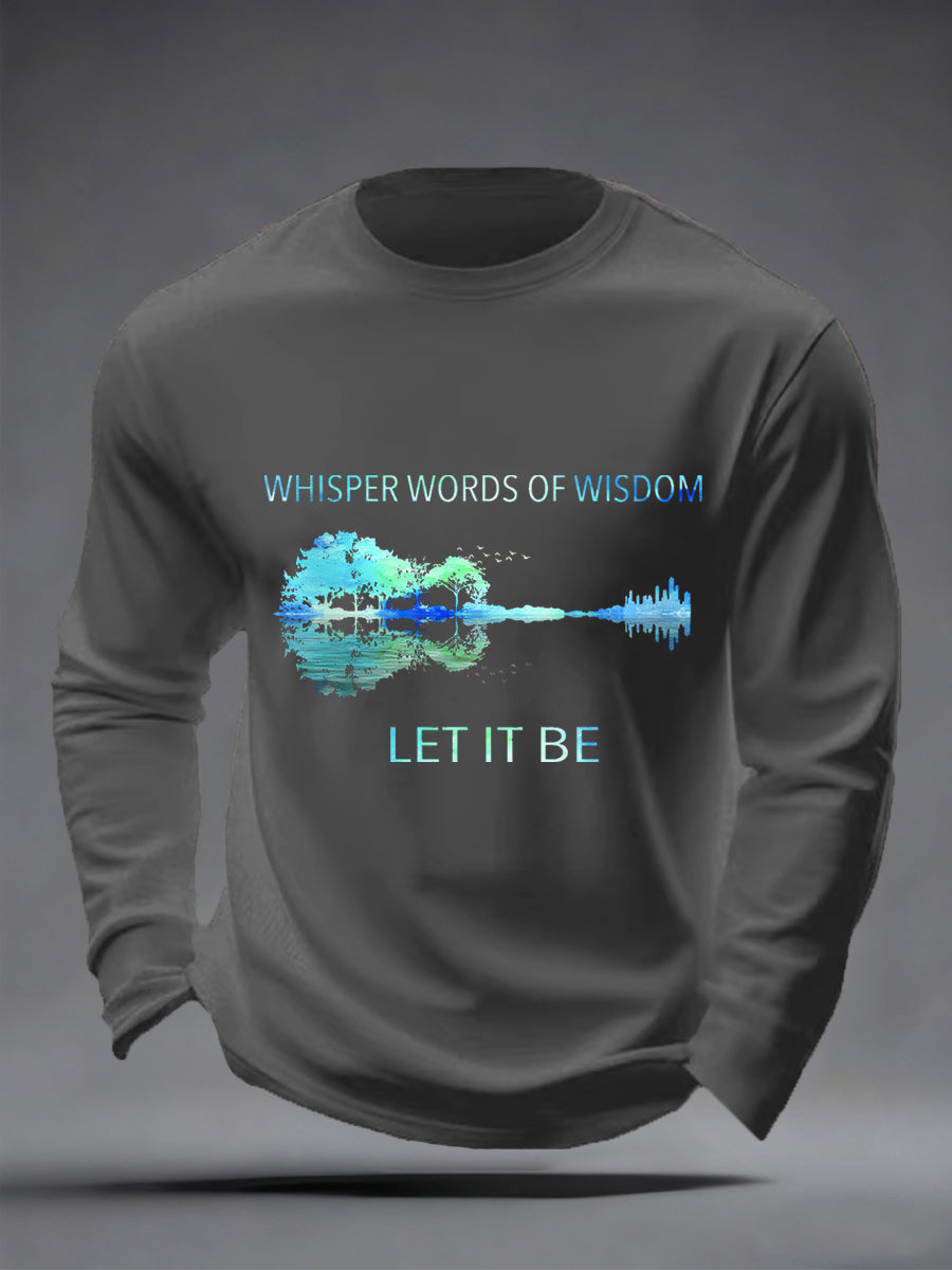 Retro-Langarmshirt für Herren mit Gitarrenprint und dem Aufdruck „Whisper Words Of Wisdom Let It Be“.