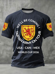 Herren-T-Shirt mit Aufdruck „UK Football Lover Scotland We'll Be Coming 2026“ (Kurzarm)
